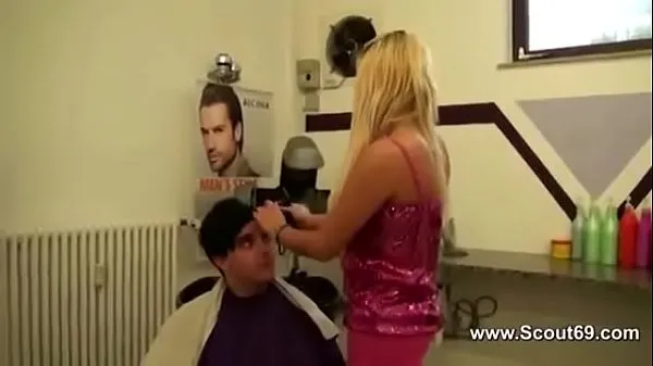 Video tenaga German Hot Teen Hair Stylistin with Silicon Tits Fuck Customer terbaik
