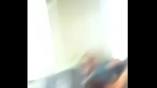 Bedste Hot lesbian pussy lick caught on bus energivideoer