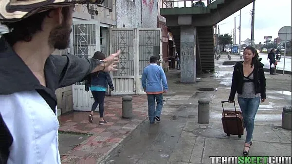 Лучшие видео Латина Мария Лопес трахается с незнакомцем энергии