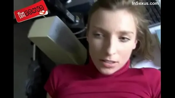 Meilleures vidéos sur l’énergie Grande fille seins anal