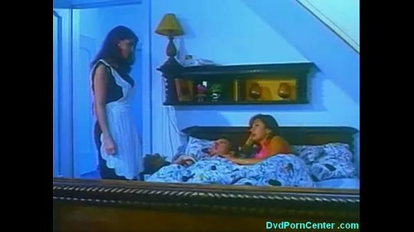 Parhaat Hot threesome Husband Wife and Their Maid 19 13 energiavideot