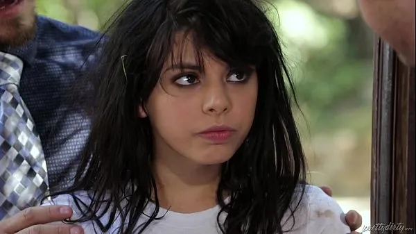 Τα καλύτερα βίντεο Wild Teen From The Woods - Gina Valentina ενέργειας