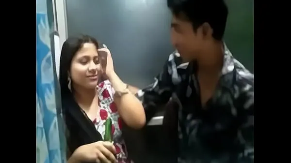Τα καλύτερα βίντεο Desi Couples ενέργειας