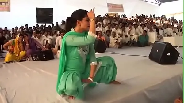 Nejlepší Because of this dance, the dream was a hit! Sapna choudhary first hit dance HIGH energetická videa