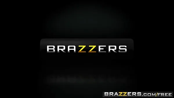 Nejlepší Brazzers - Big Tits at Work - (Lauren Phillips, Lena Paul) - Trailer preview energetická videa