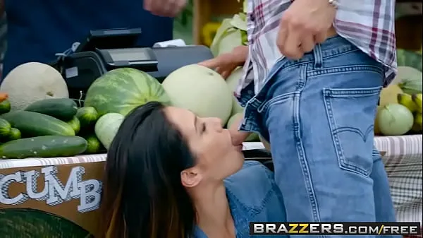 Los mejores Brazzers - La esposa del granjero vídeos de energía