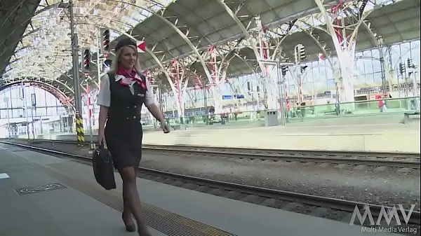 Los mejores Nos vemos de nuevo en la estación de tren y está en la explanada vídeos de energía