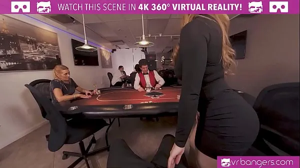 Najboljši videoposnetki VR Bangers Busty babe is fucking hard in this agent VR porn parody energije