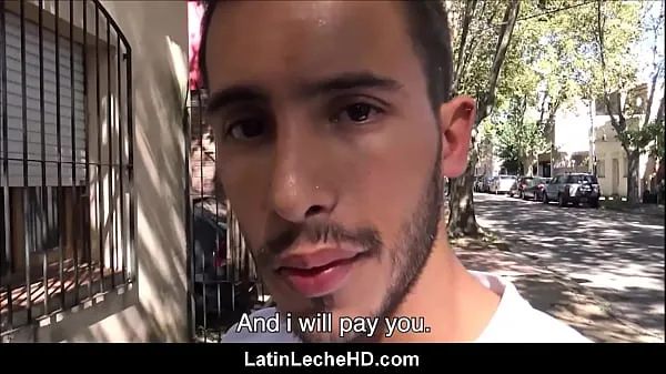 Beste Amateur Straight Latino Persuaded By Money To Fuck Gay Filmmaker POV energivideoer