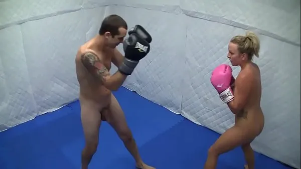أفضل مقاطع فيديو الطاقة Dre Hazel defeats guy in competitive nude boxing match