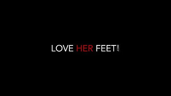 最高のLoveHerFeet-最もホットなフットファックセッションのライリーリードエネルギービデオ