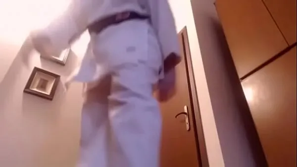 最佳我是你的空手道老师，我想像小虫子一样统治你能源视频