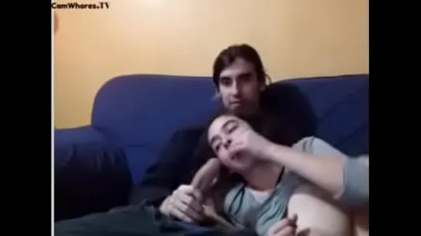 أفضل مقاطع فيديو الطاقة Couple has sex on the sofa