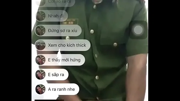 أفضل مقاطع فيديو الطاقة Công an Việt Nam đi nghĩa vụ chat sex bị quay lén | Xem thêm