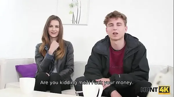 Beste HUNT4K. Hunter gets satisfied by babe because poor couple needs cash energievideo's