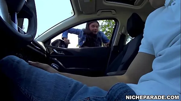بہترین NICHE PARADE - Black Amateur Slut Gives Me Blowjob In Automobile For Money توانائی کی ویڈیوز