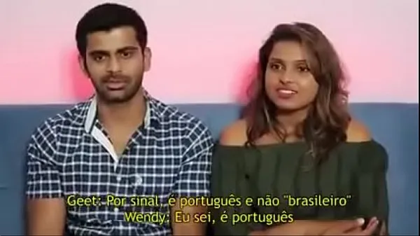Beste Foreigners react to tacky music energivideoer