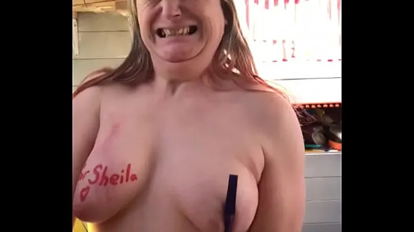 Bedste Slut cropping her own tits energivideoer