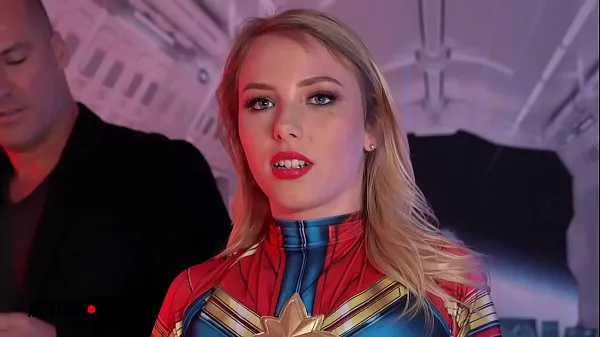 Beste Amateur Boxxx - Dixie Lynn is a Teenage Captain Marvel energievideo's