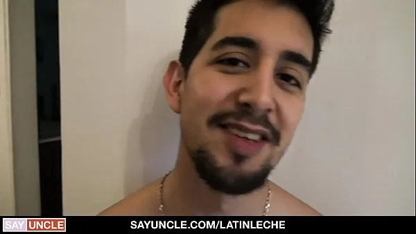 Melhores vídeos de energia LatinLeche - Gay For Pay Latino Chupando Galo