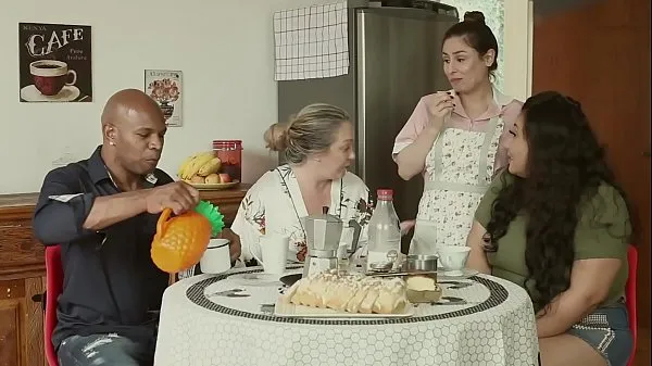 Bedste THE BIG WHOLE FAMILY - THE HUSBAND IS A CUCK, THE step MOTHER TALARICATES THE DAUGHTER, AND THE MAID FUCKS EVERYONE | EMME WHITE, ALESSANDRA MAIA, AGATHA LUDOVINO, CAPOEIRA energivideoer