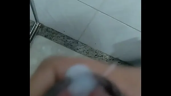 最高のQuick handjob in the bathroomエネルギービデオ