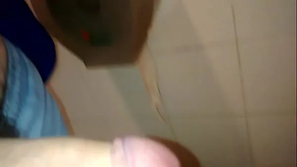 Beste Al PALO peed in public bathroom energivideoer