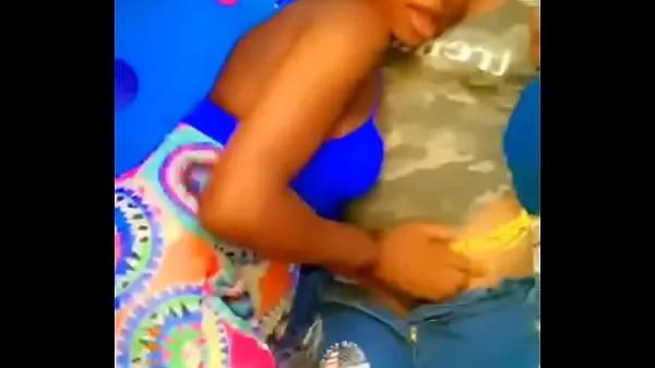 Bedste Hot Lesbian ebony make out sex energivideoer