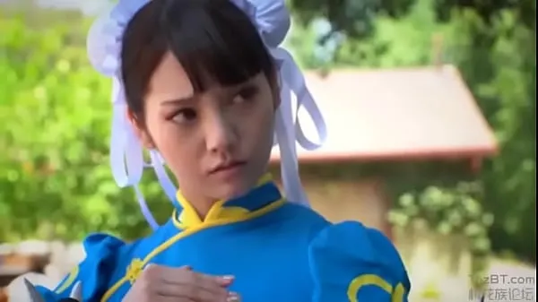 Najboljši videoposnetki Chun li cosplay interracial energije