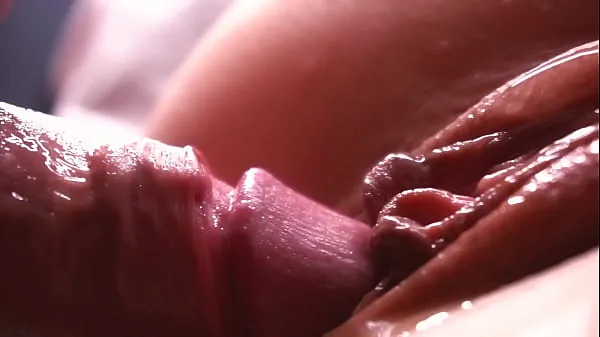 최고의 SLOW MOTION. Extremely close-up. Sperm dripping down the pussy 에너지 동영상