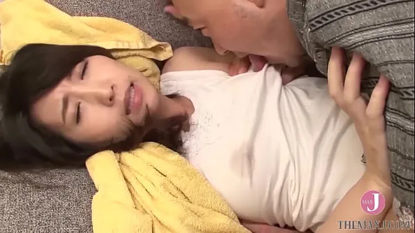 最佳饥渴的日本妻子身体多汁，用公公的鸡巴满足她的性欲能源视频