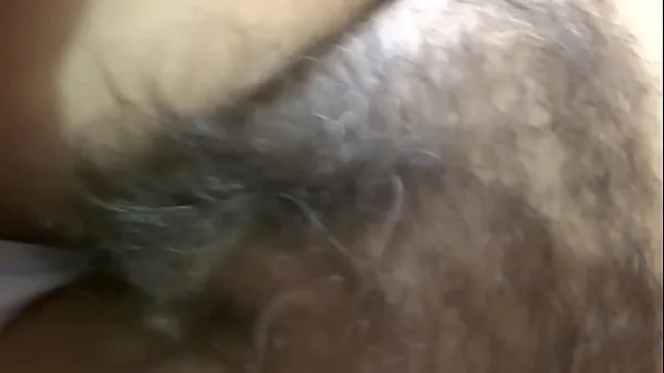 Los mejores Mi esposa de 58 años de edad, latina, peluda, se despierta muy excitada y se masturba, orgasmos, quiere follar, quiere una corrida en su coño peludo - ARDIENTES69 vídeos de energía