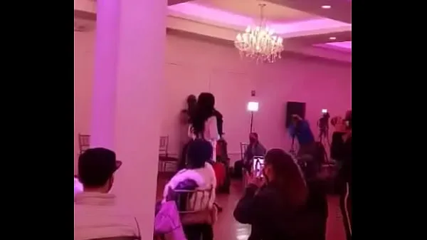 Los mejores Tristina Millz tomando clips en el desfile de moda hip hop de Nueva York vídeos de energía