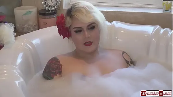Nejlepší Trans stepmom Isabella Sorrenti anal fucks stepson energetická videa