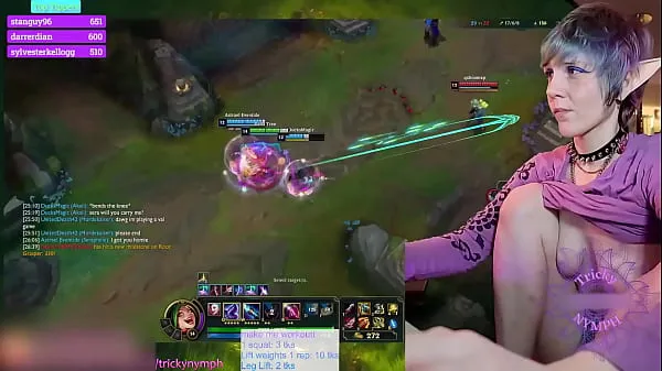 Bedste Gamer Girl Crushes it as Jinx on LoL! (Tricky Nymph on CB energivideoer