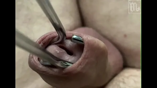 Video tenaga Stretching the foreskin, massaging and squeezing the glands. 4 terbaik