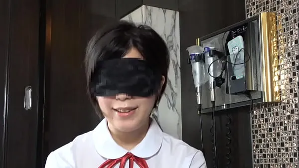 Beste Mask de real amateur" real entertainment! ! Raising the pride of a former gravure idol, raw insertion 3 times, individual shooting, individual shooting completely original 43rd person energivideoer
