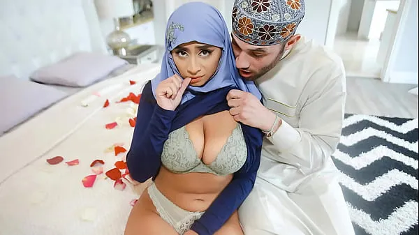 Best Arab Husband Trying to Impregnate His Hijab Wife - HijabLust energy Videos